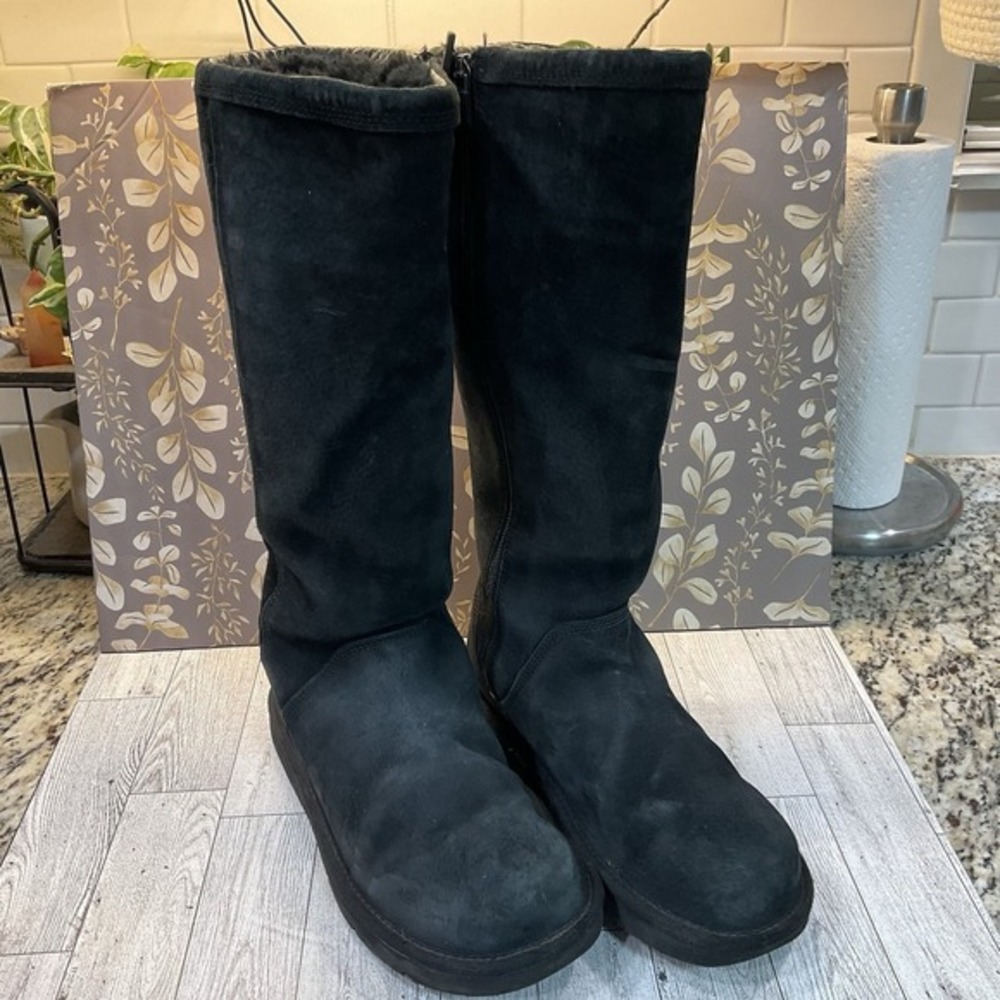 UGG BOOTS Australia 1891 Tall Suede Boots Women's 8 Sheepskin Lined Black‎ 13"